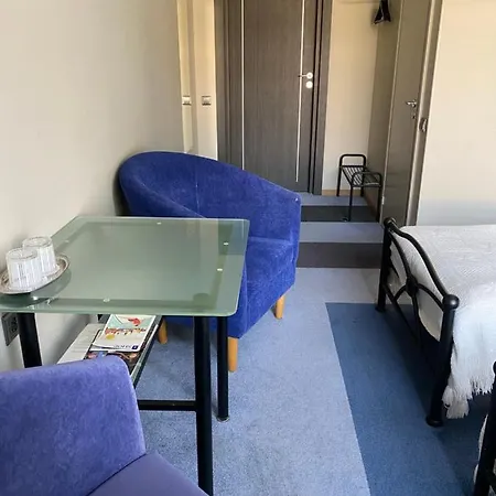 Apartmanhotel Kert Free Parking Riga