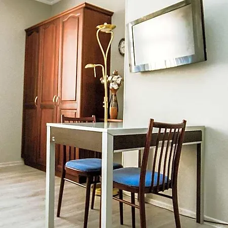 Kert Free Parking 아파트호텔 4*
