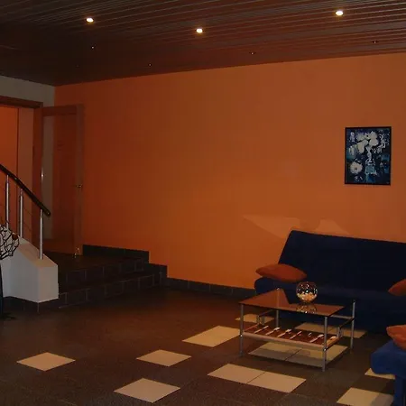 Kert Free Parking Aparthotel