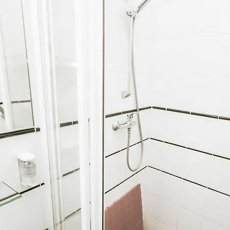 Aparthotel Kert Free Parking Riga