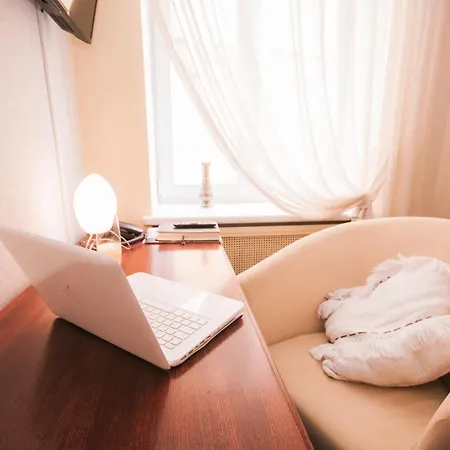 Aparthotel Kert Free Parking 3*