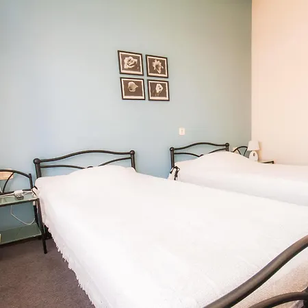 Kert Free Parking Aparthotel Riga