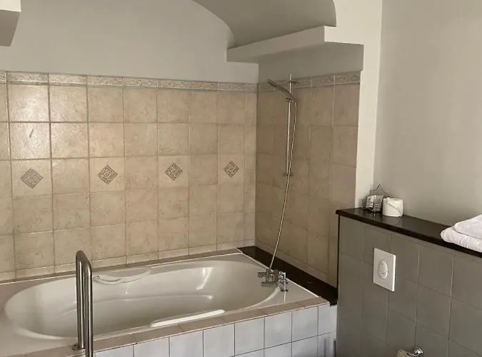 Kert Free Parking 3* Riga