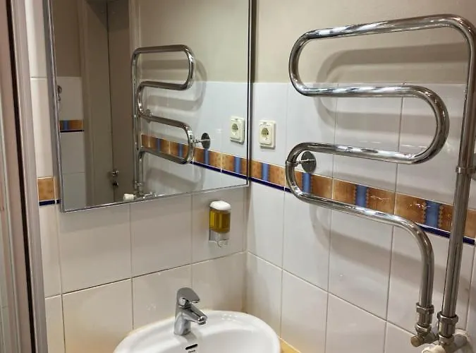 Kert Free Parking Aparthotel 3*