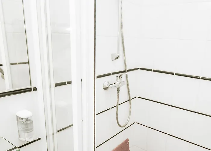 Kert Free Parking 3* リガ