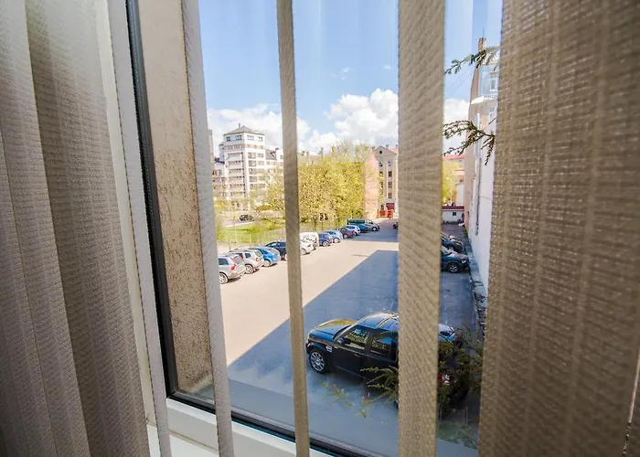 Aparthotel Kert Free Parking