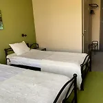 Kert Free Parking Aparthotel 3*