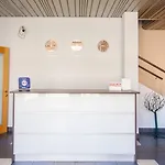 Aparthotel Kert Free Parking 3*