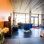 Aparthotel Kert Free Parking 3*