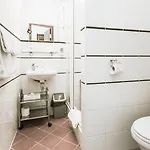 Aparthotel Kert Free Parking Riga