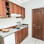 Aparthotel Kert Free Parking
