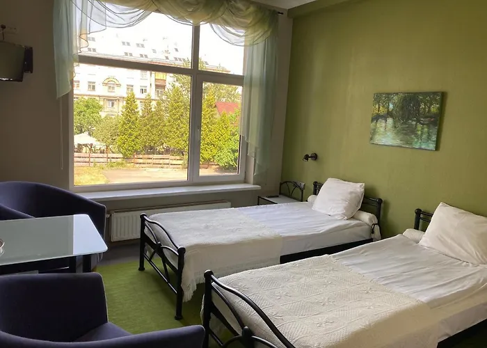 Aparthotel Kert Free Parking 3*